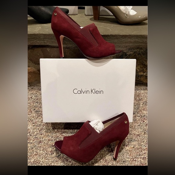 Calvin Klein heels (read description) - Picture 2 of 10